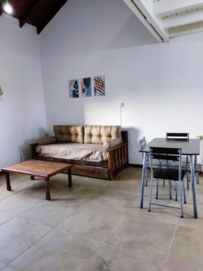 Comfortable and spacious loft, great location LB2